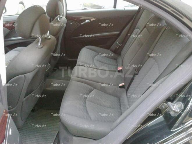 Mercedes E 270 2002, 151,000 km - 2.7 l - Bakı