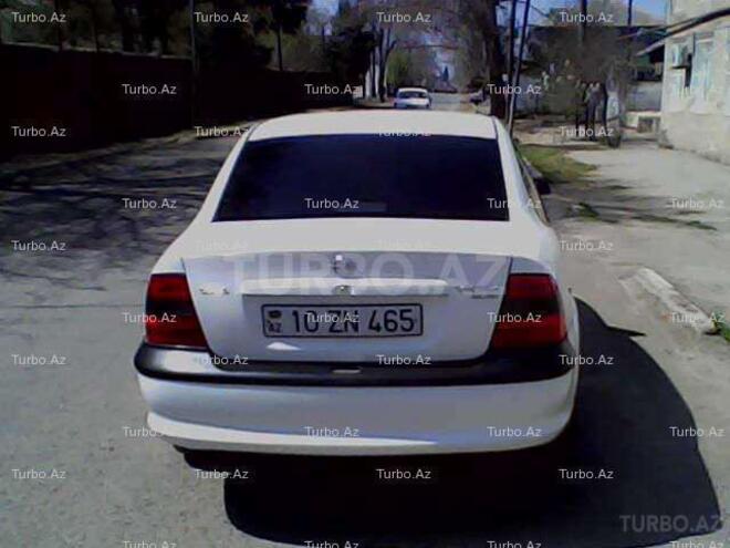 Opel Vectra 1998, 147,000 km - 2.0 l - Bakı