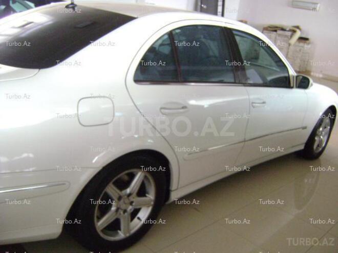 Mercedes E 240 2002, 234,000 km - 2.6 l - Bakı