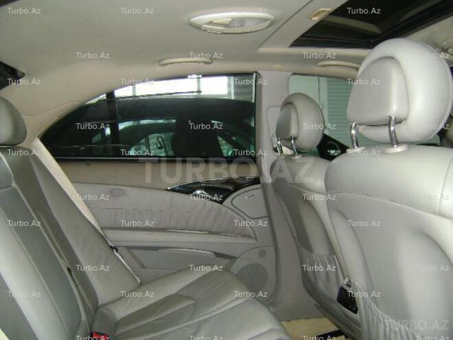Mercedes E 240 2002, 234,000 km - 2.6 l - Bakı