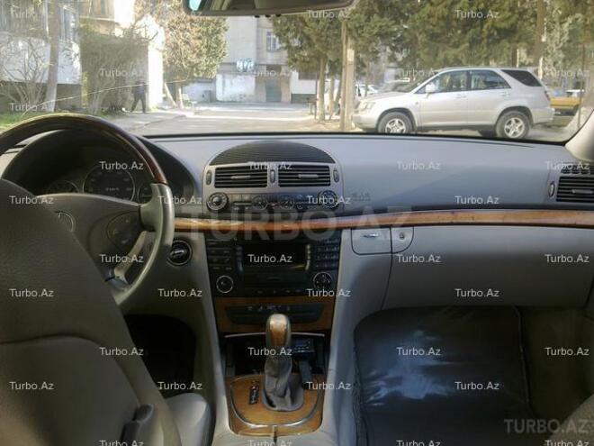 Mercedes E 320 2002, 217,000 km - 3.2 l - Bakı