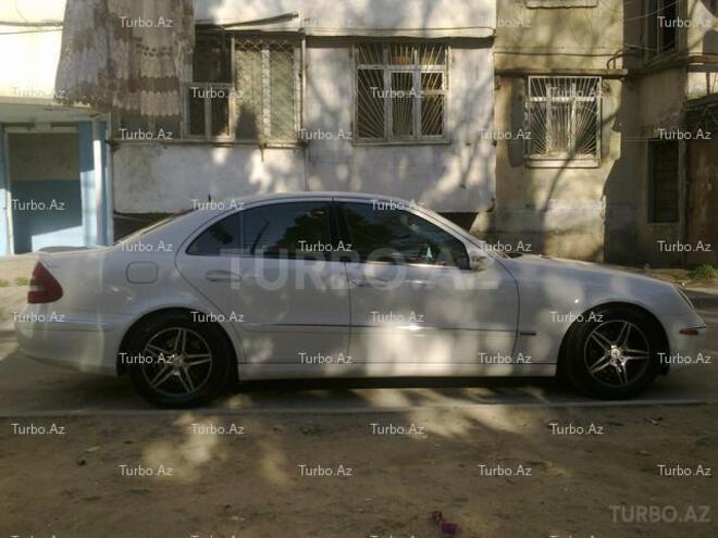 Mercedes E 320 2002, 217,000 km - 3.2 l - Bakı