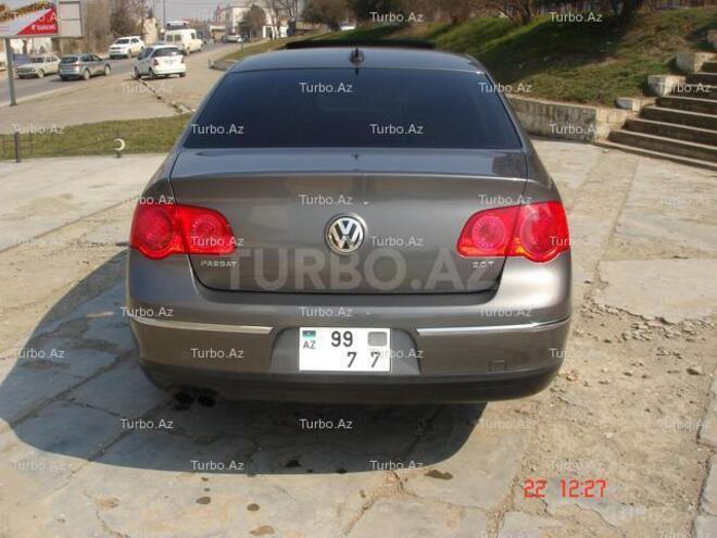 Volkswagen Passat 2005, 128,000 km - 2.0 l - Bakı