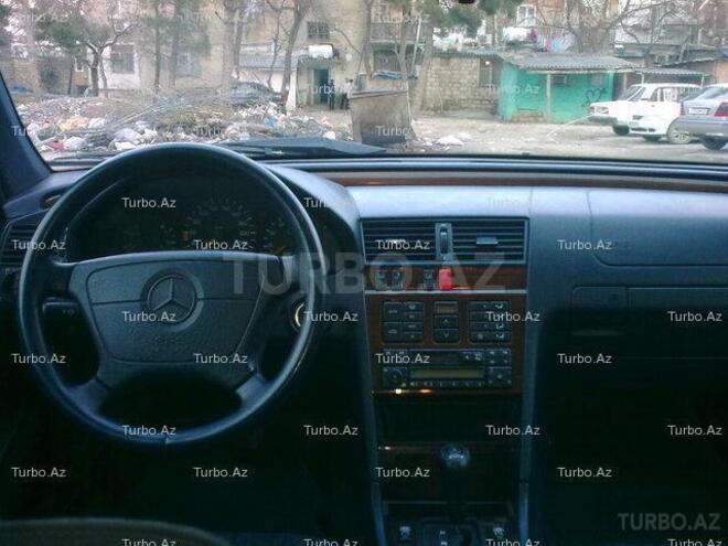 Mercedes C 220 1995, 190,000 km - 2.2 l - Bakı