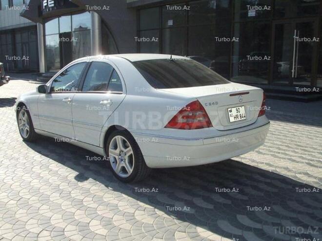 Mercedes C 240 2003, 123,000 km - 2.6 l - Bakı