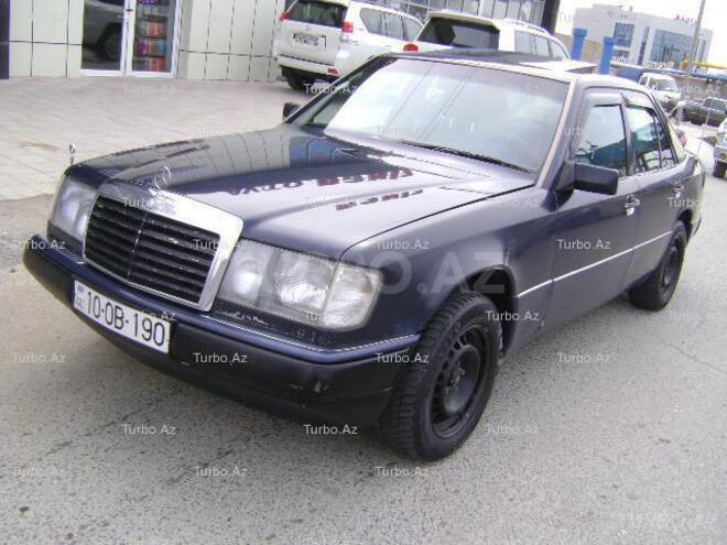 Mercedes E 200 1992, 250,000 km - 2.0 l - Bakı