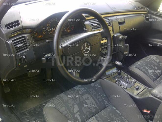 Mercedes E 230 1996, 230,000 km - 2.3 л - Bakı
