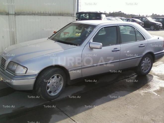 Mercedes C 230 1997, 200,000 km - 2.3 l - Bakı