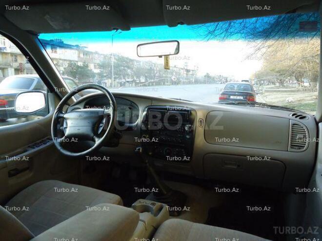 Ford Explorer 1995, 250,000 km - 4.0 l - Bakı