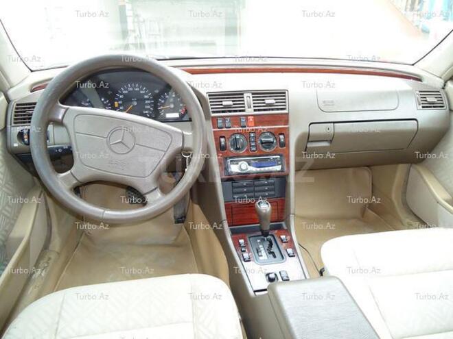Mercedes C 180 1995, 182,000 km - 1.8 l - Bakı