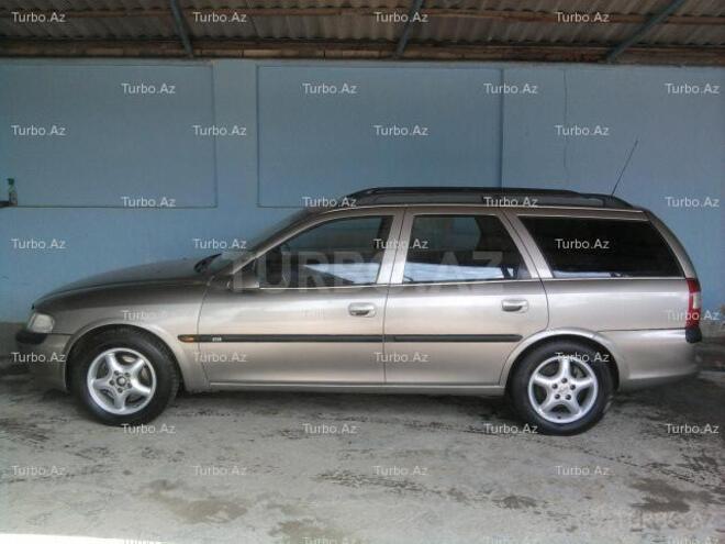 Opel Vectra 1997, 157,000 km - 2.0 l - Bakı