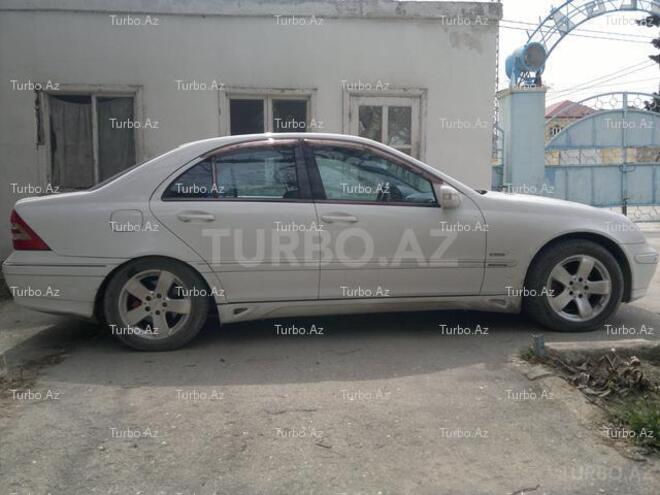 Mercedes C 240 2001, 61,000 km - 2.6 l - Bakı