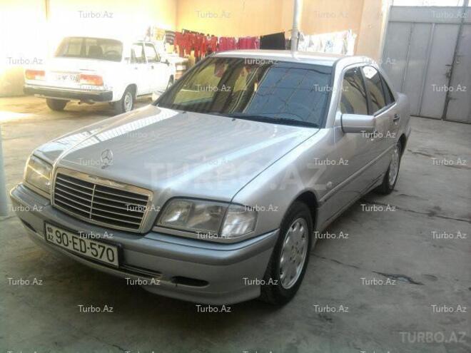 Mercedes C 220 1997, 142,000 km - 2.2 л - Bakı