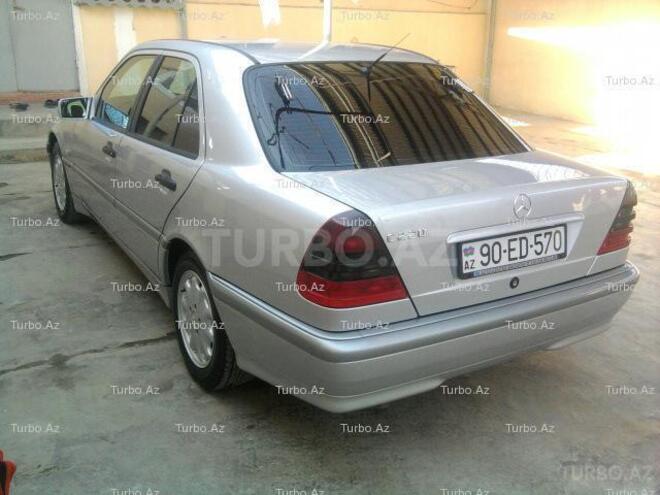 Mercedes C 220 1997, 142,000 km - 2.2 л - Bakı