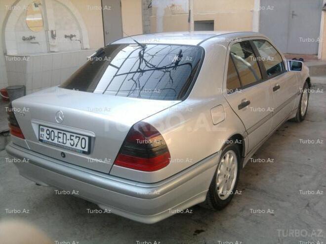 Mercedes C 220 1997, 142,000 km - 2.2 л - Bakı