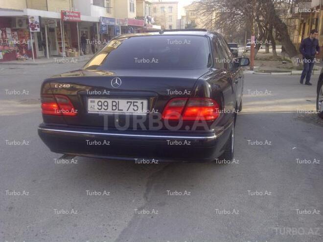 Mercedes E 240 1999, 121,000 km - 2.4 l - Bakı