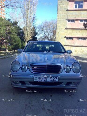 Mercedes E 320 2000, 190,000 km - 3.2 л - Bakı