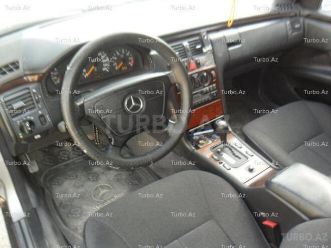 Mercedes E 230 1996, 270,000 km - 2.3 l - Bakı