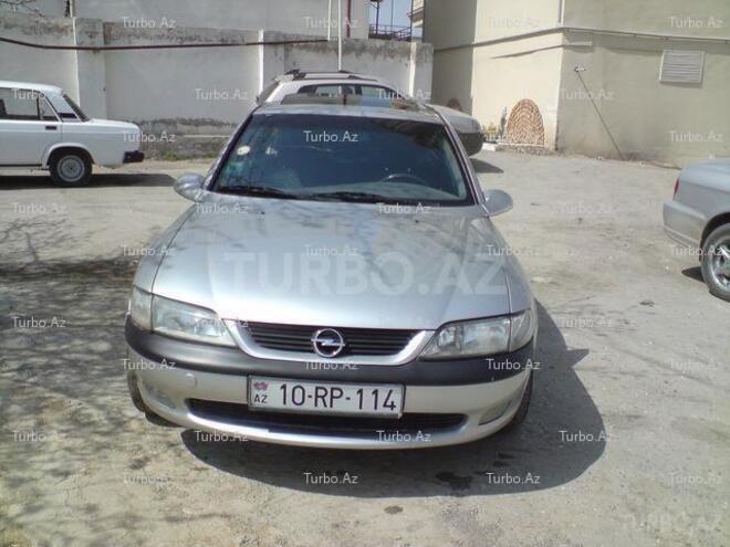 Opel Vectra 1996, 180,000 km - 1.6 l - Bakı