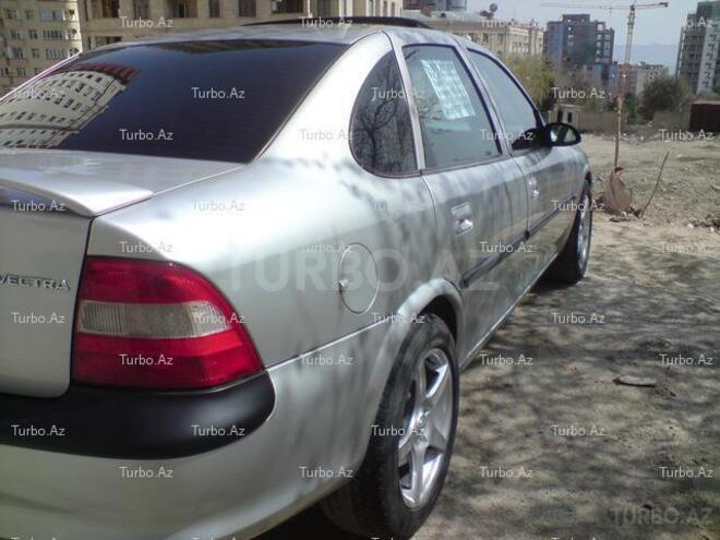 Opel Vectra 1996, 180,000 km - 1.6 l - Bakı