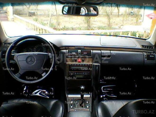 Mercedes E 320 1998, 250,000 km - 3.2 l - Bakı