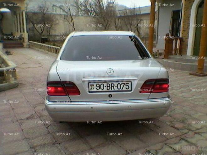 Mercedes E 320 1998, 250,000 km - 3.2 l - Bakı