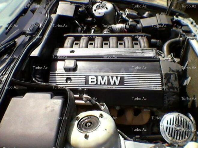 BMW 520 1994, 300,000 km - 2.0 l - Bakı