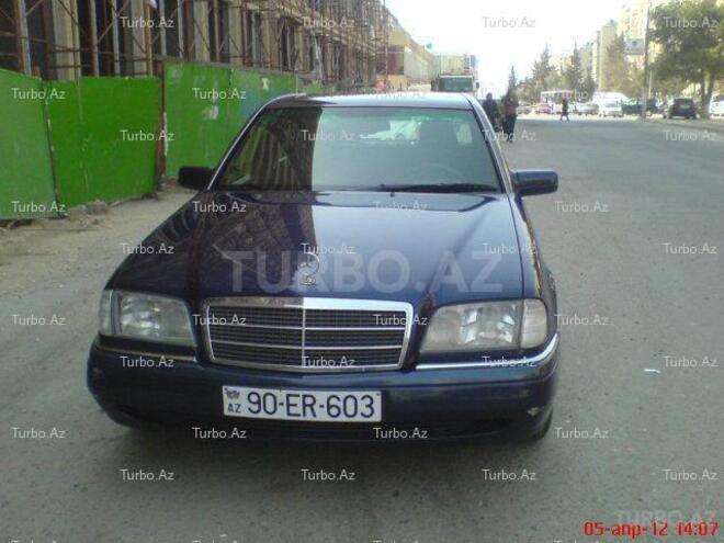 Mercedes C 220 1995, 211,000 km - 2.2 l - Bakı