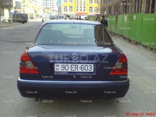 Mercedes C 220 1995, 211,000 km - 2.2 l - Bakı