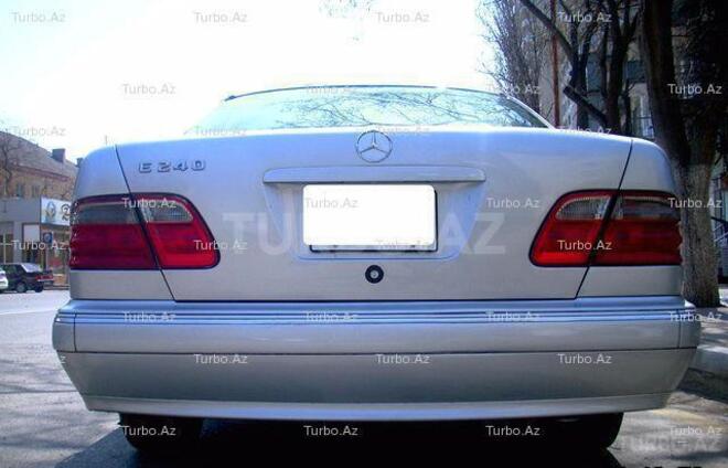 Mercedes E 240 2000, 145,000 km - 2.6 l - Bakı