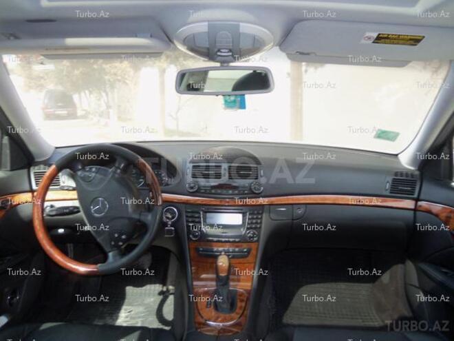 Mercedes E 320 2003, 145,000 km - 3.2 l - Bakı