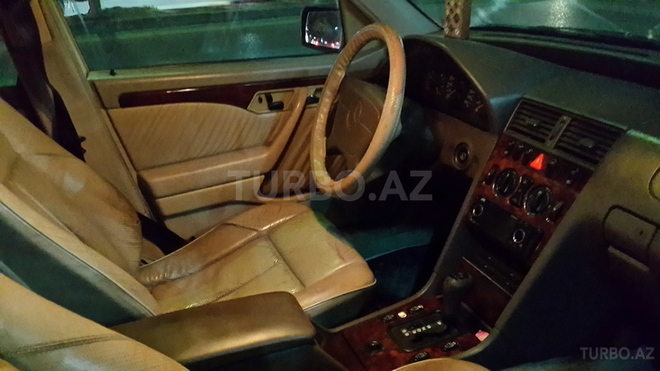 Mercedes C 280 1995, 288,890 km - 2.8 л - Bakı