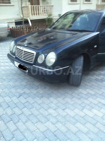 Mercedes E 230 1996, 220,800 km - 2.3 l - Bakı