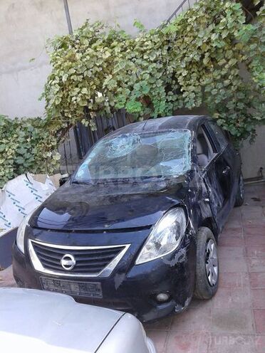 Nissan Sunny 2013, 38,000 km - 0.2 l - Bakı