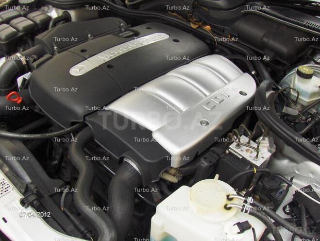 Mercedes E 220 2000, 155,000 km - 2.2 л - Bakı