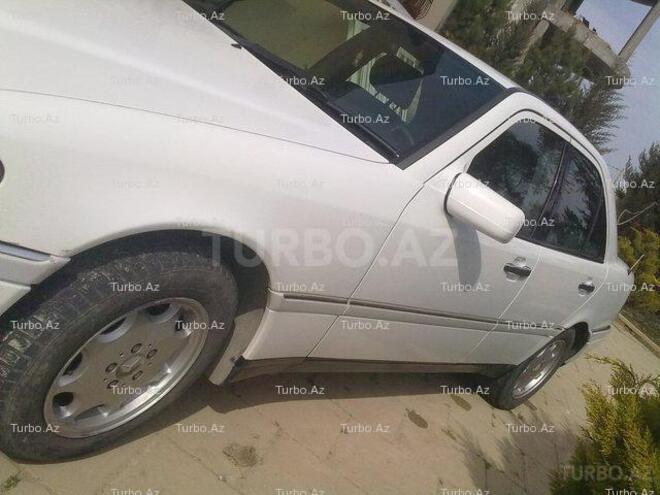 Mercedes C 230 1997, 200,000 km - 2.3 l - Bakı
