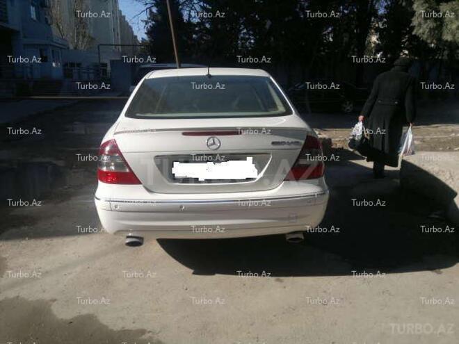 Mercedes E 240 2003, 160,000 km - 2.6 l - Bakı