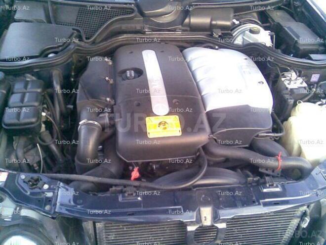 Mercedes E 270 2000, 144,000 km - 2.7 l - Bakı