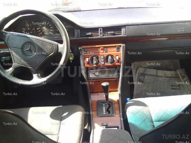 Mercedes E 300 1993, 380,000 km - 3.0 л - Bakı