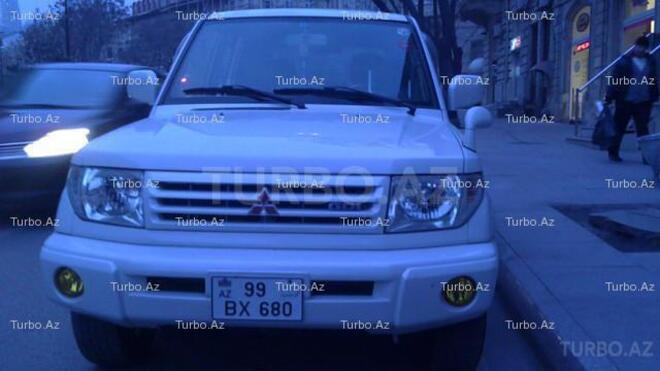 Mitsubishi Pajero io 2000, 107,000 km - 1.8 l - Bakı