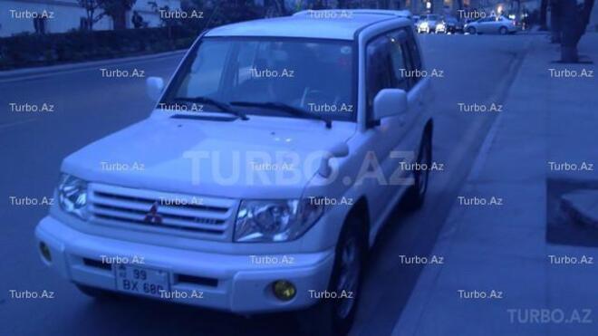 Mitsubishi Pajero io 2000, 107,000 km - 1.8 l - Bakı