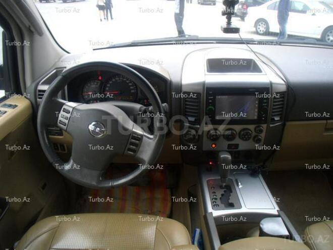 Nissan Armada 2006, 94,000 km - 5.6 l - Bakı