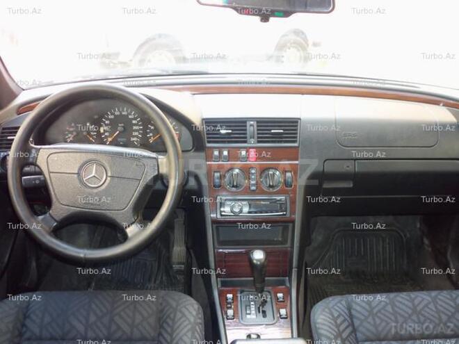 Mercedes C 220 1995, 212,400 km - 2.2 l - Bakı