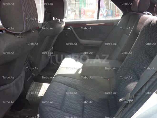 Mercedes C 220 1995, 212,400 km - 2.2 l - Bakı