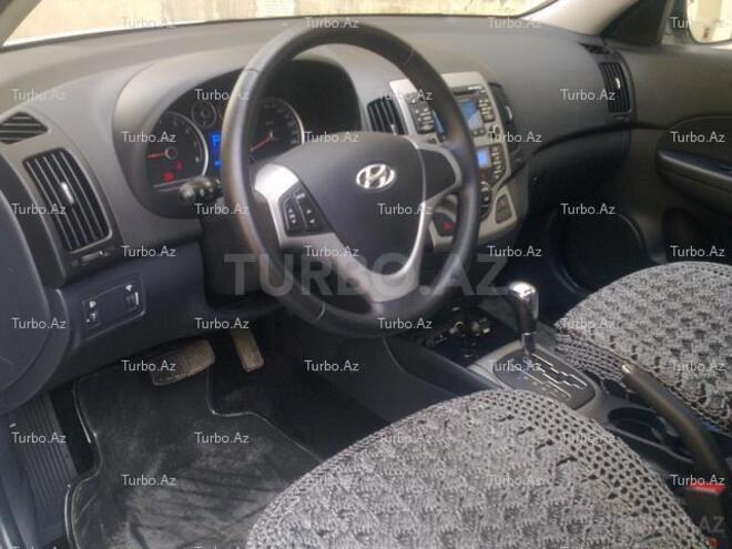 Hyundai i30 2009, 28,000 km - 1.6 л - Bakı