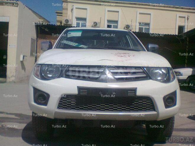 Mitsubishi L200 2011, 0 km - 2.5 l - Bakı