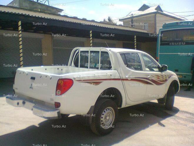 Mitsubishi L200 2011, 0 km - 2.5 l - Bakı