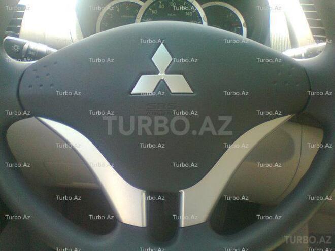 Mitsubishi L200 2011, 0 km - 2.5 l - Bakı