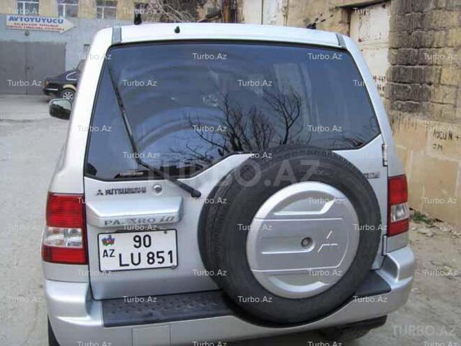 Mitsubishi Pajero io 2002, 200,600 km - 2.0 l - Bakı