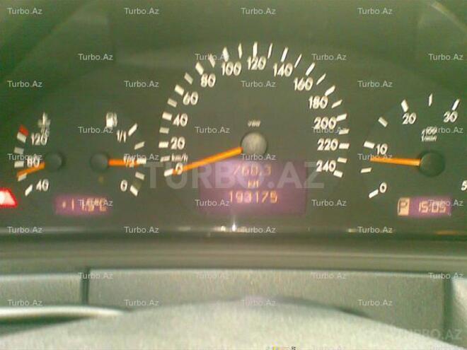 Mercedes E 220 1999, 193,175 km - 2.2 л - Bakı